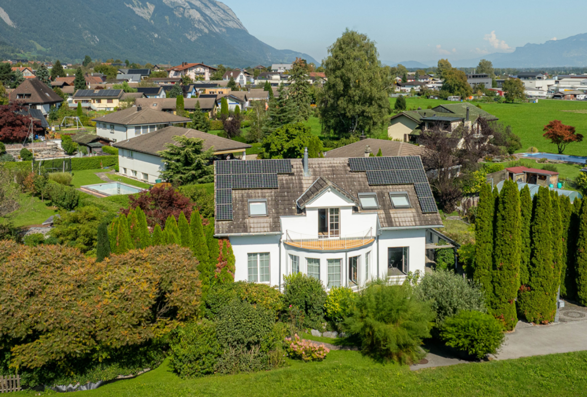 Charmantes Einfamilienhaus mit Gartenoase