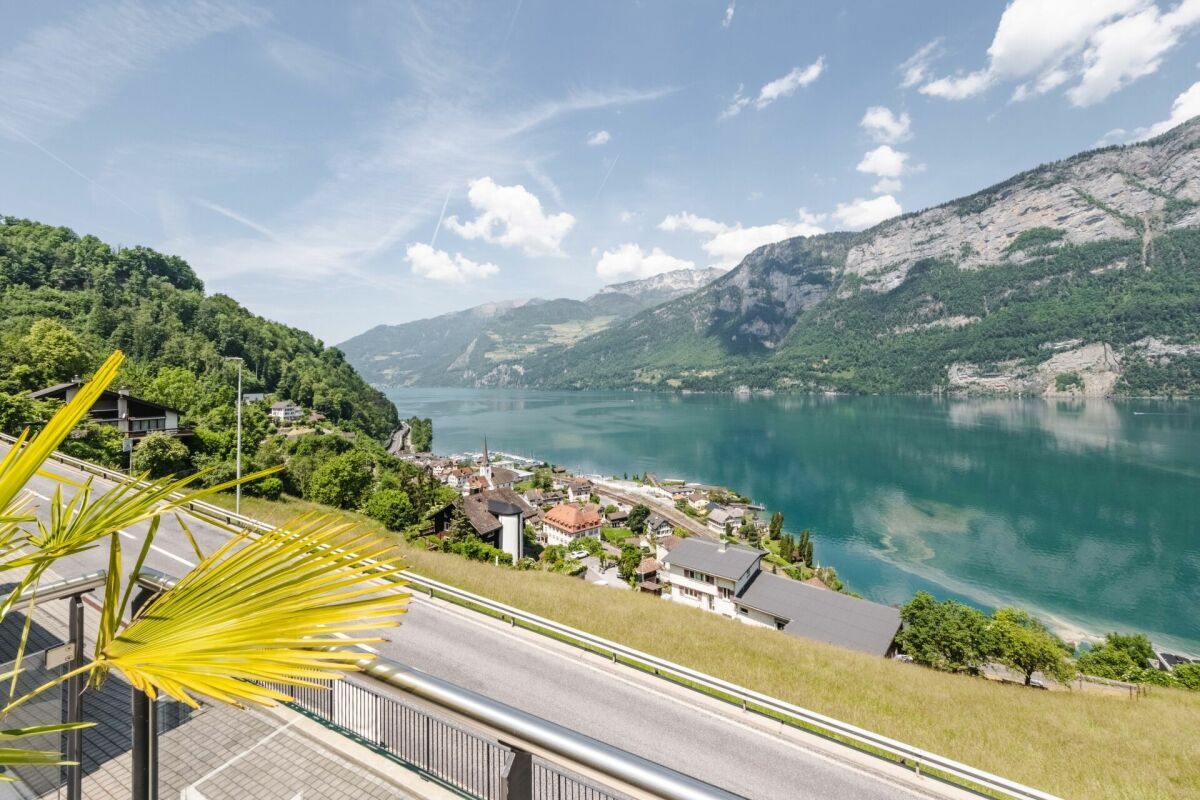 Exklusive Terrassenwohnung mit atemberaubender Seesicht