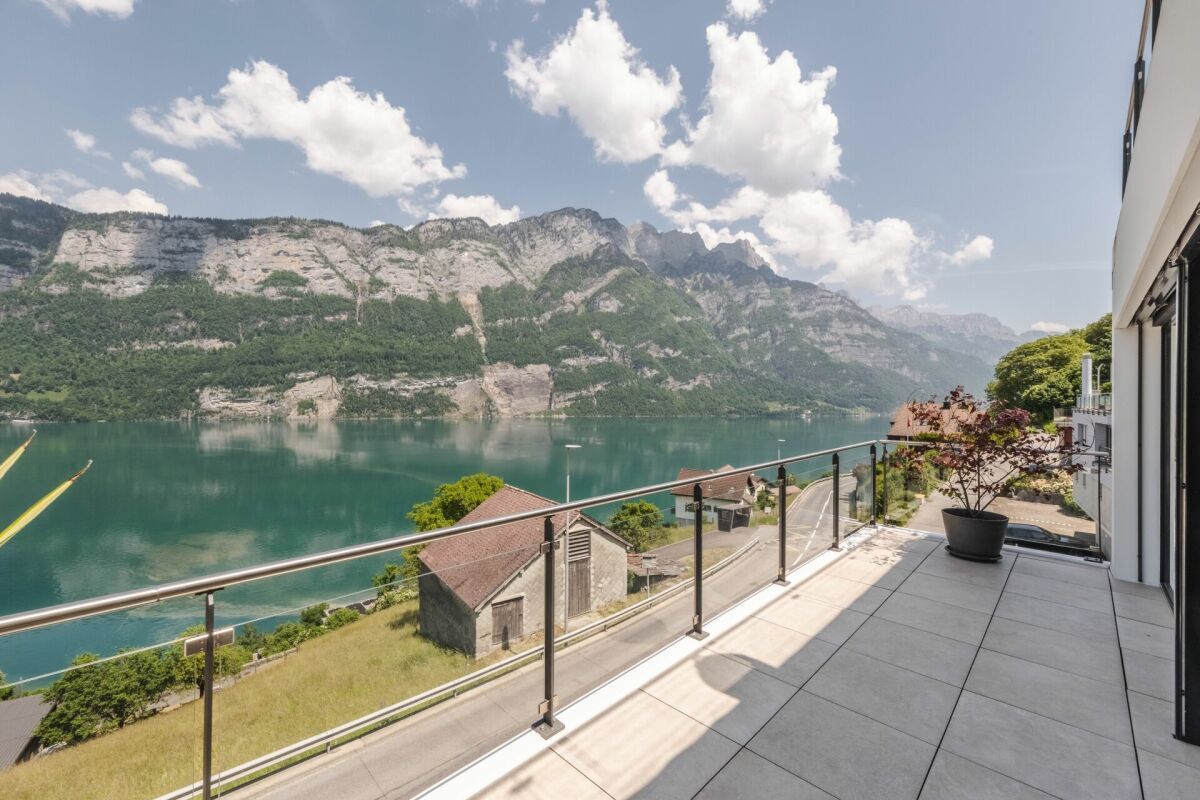 Exklusive Terrassenwohnung mit atemberaubender Seesicht