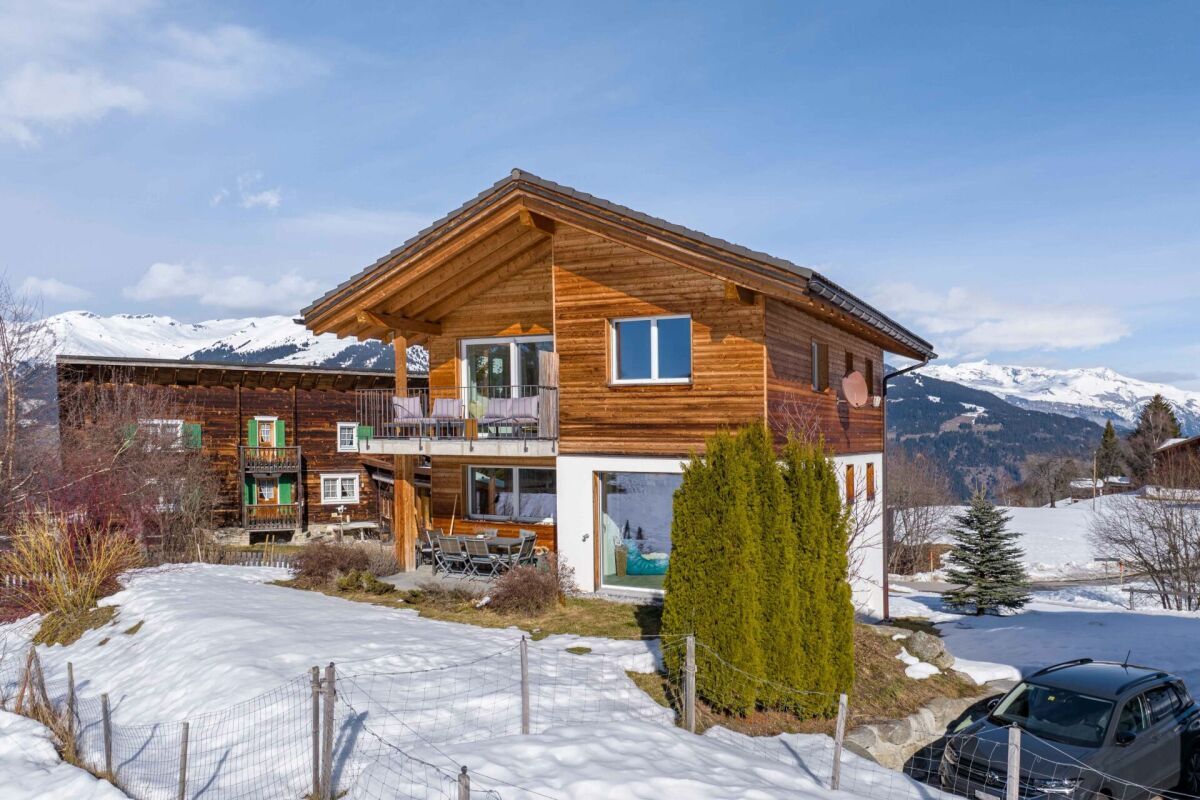 Idyllisches, modernes Ferienhaus mit Ski-In und Ski-Out