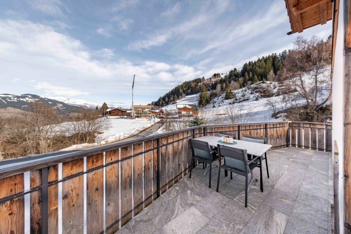 Idyllisches, modernes Ferienhaus mit Ski-In und Ski-Out