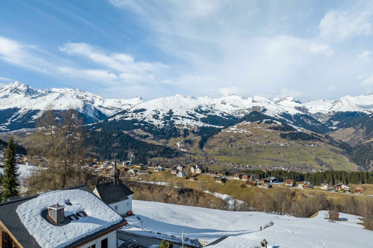 Idyllisches, modernes Ferienhaus mit Ski-In und Ski-Out