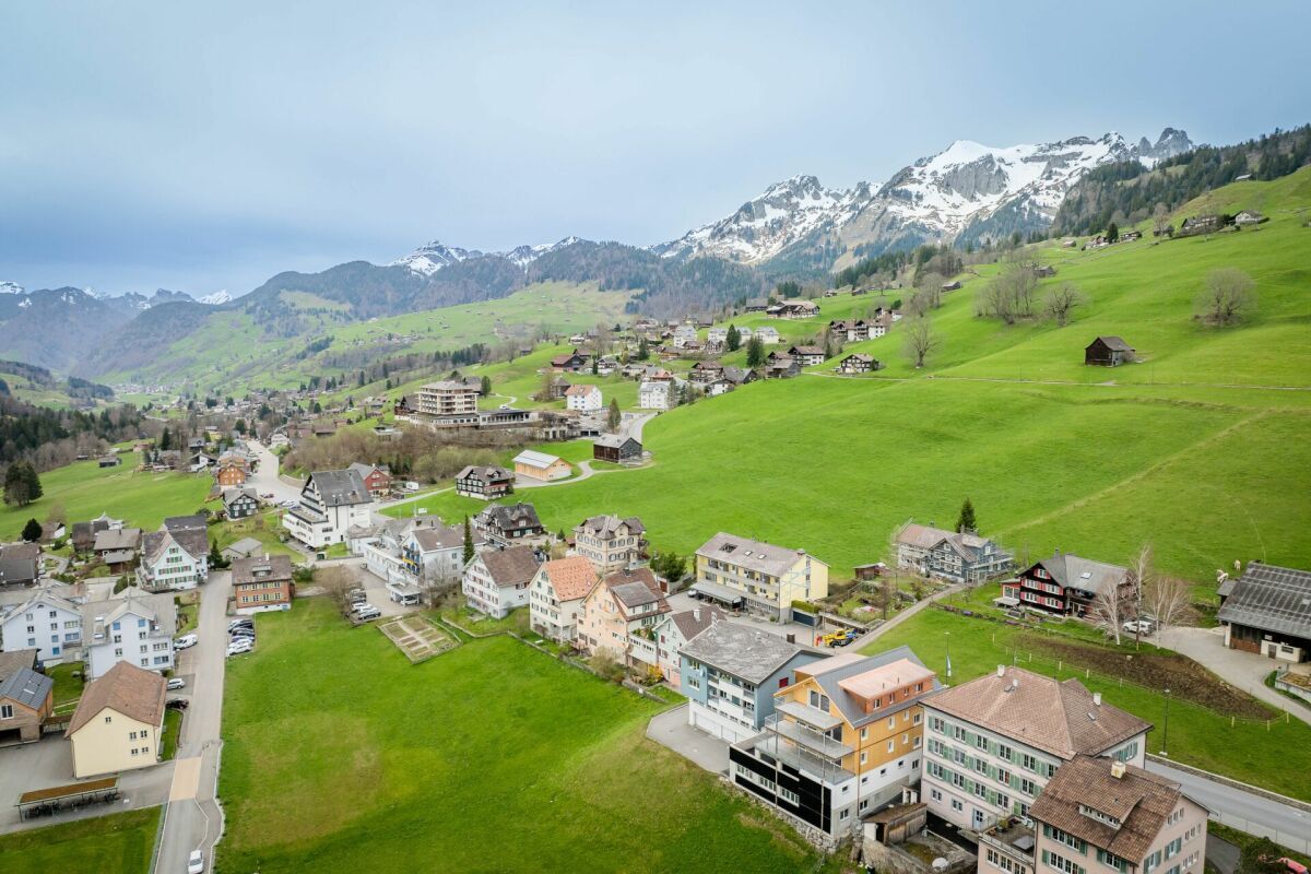 Wohn- und Geschäftshaus - Ideal zur Vermietung als Ferienwohnungen oder zur Dauermiete